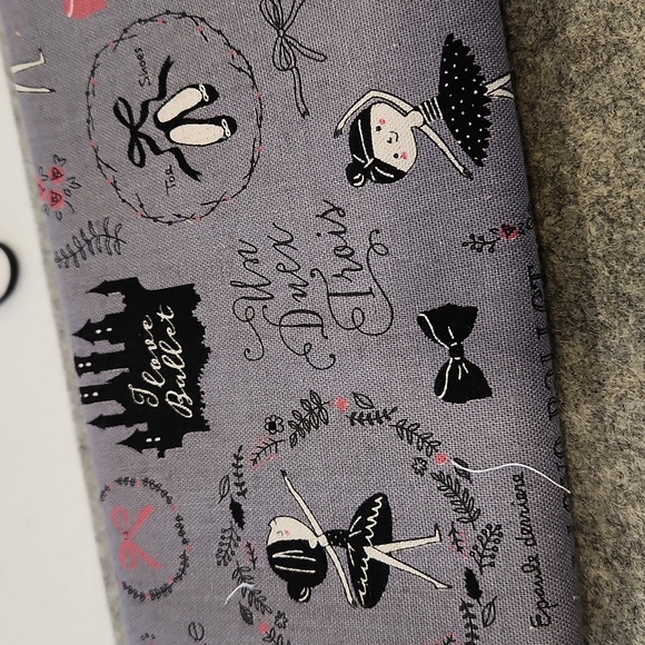 1/2 yard ballerina fabric / canvas - Picture 1 of 3